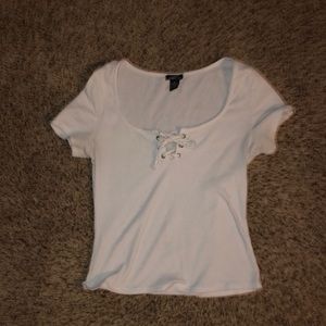 White short sleeve shirt
